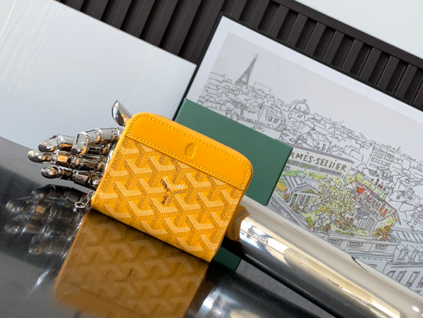 Кошелек Goyard Matignon PM Wallet Yellow MATIGNPMLTY08CL08P