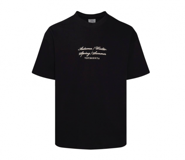 Футболка VETEMENTS 4 Seasons Embroidered Logo T-Shirt in Black WE54TR100B BLAC