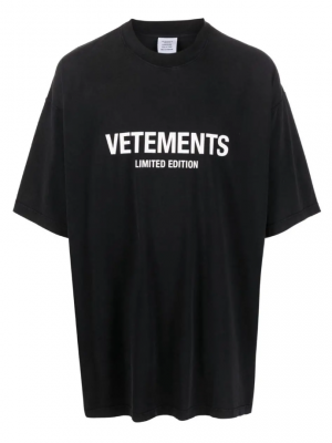 Футболка VETEMENTS Limited Edition Logo T-Shirt Black