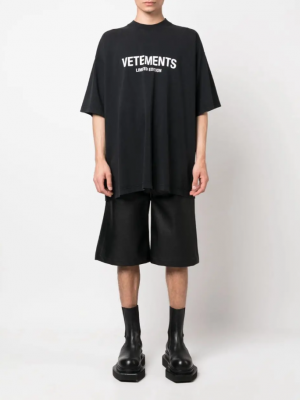 Футболка VETEMENTS Limited Edition Logo T-Shirt Black