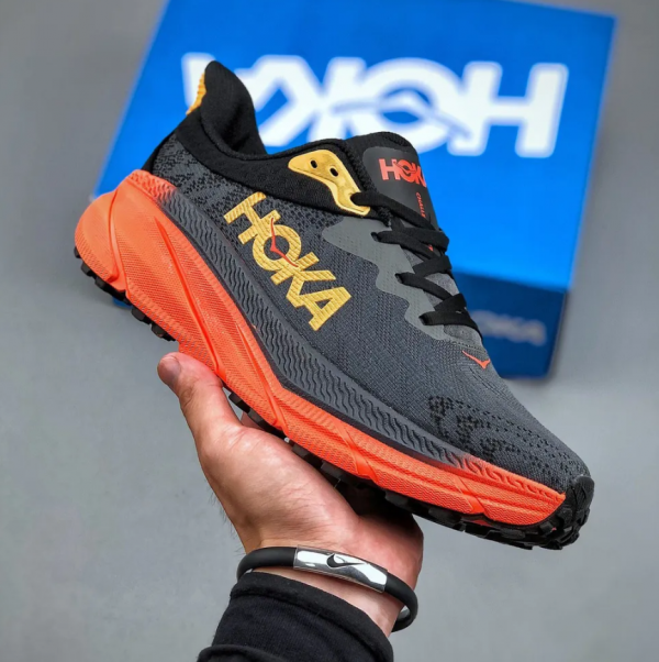 Hoka Challenger ATR 7 Black Orange