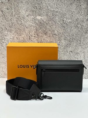 Сумка-Мессенджер Louis Vuitton Takeoff PM Черная