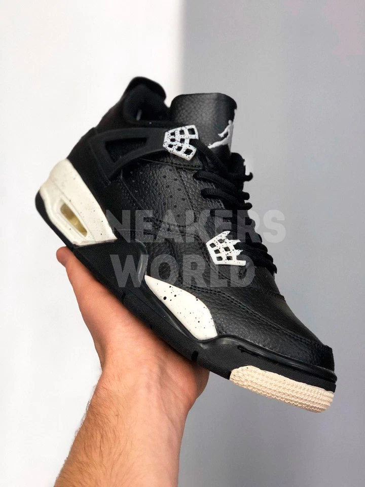 Air Jordan 4 Retro Oreo