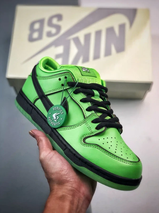 Nike SB Dunk Low The Powerpuff Girls Buttercup
