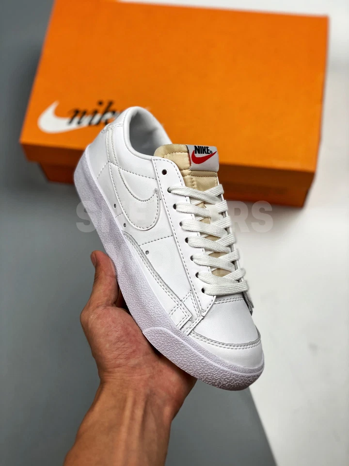 Nike Blazer Low Triple White