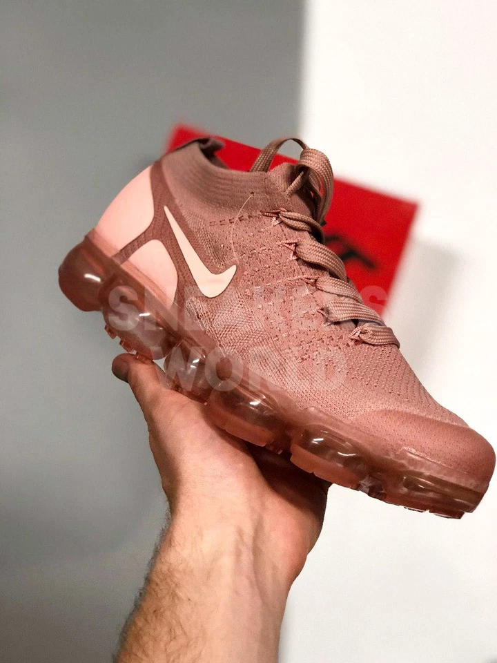 Nike Air Vapormax Flyknit розовые