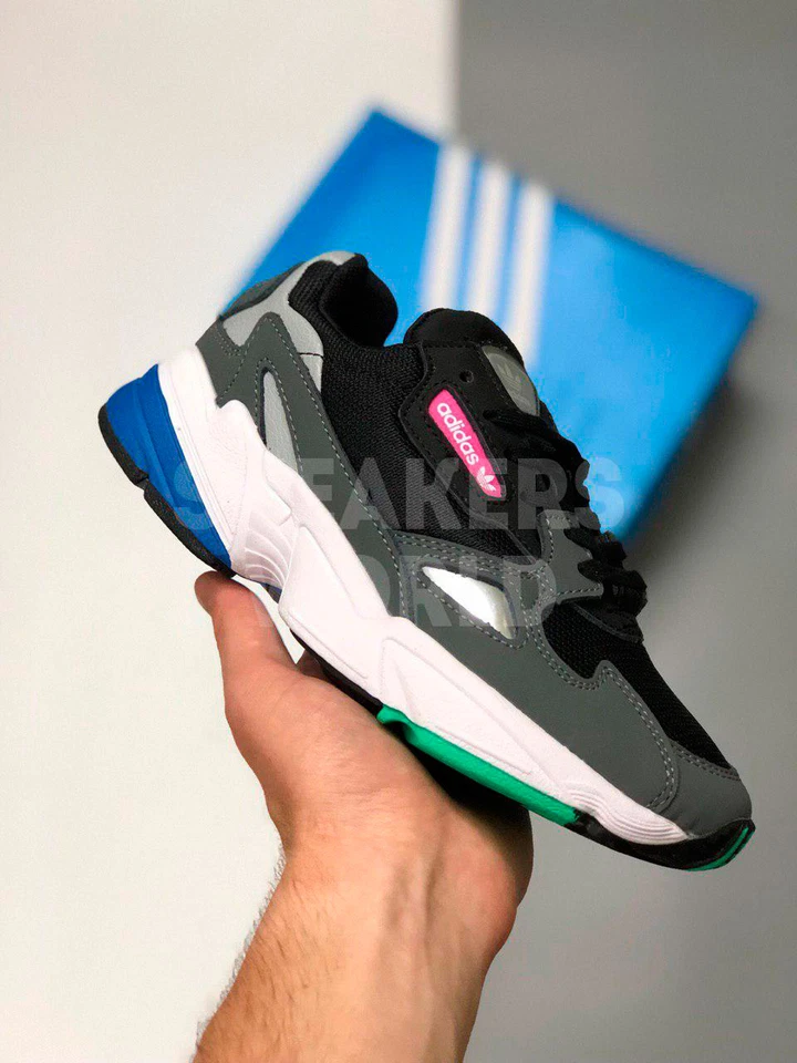 Adidas Falcon черно-серые