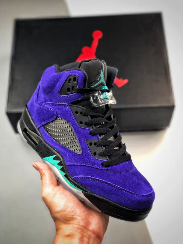 Air Jordan 5 Retro Alternate Grape