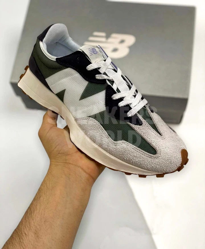 New Balance 327 Green