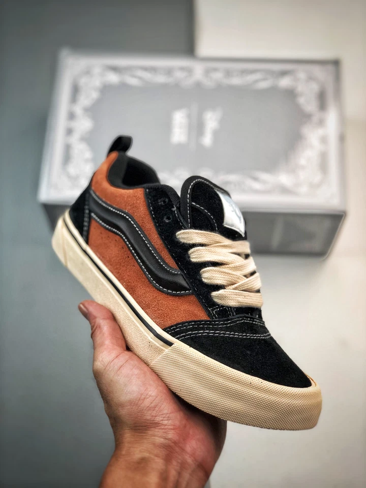 DISNEY X VANS KNU SKOOL - DISNEY 100 SCAR