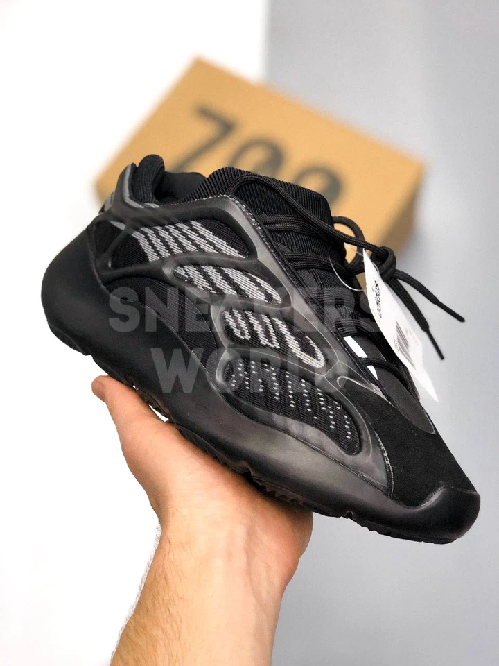 Adidas Yeezy Boost 700 v3 Alvah
