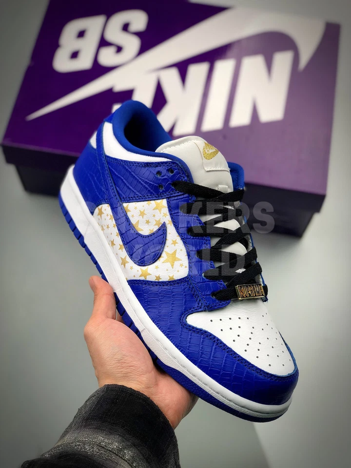 Nike SB Dunk Low Blue Stars x Supreme