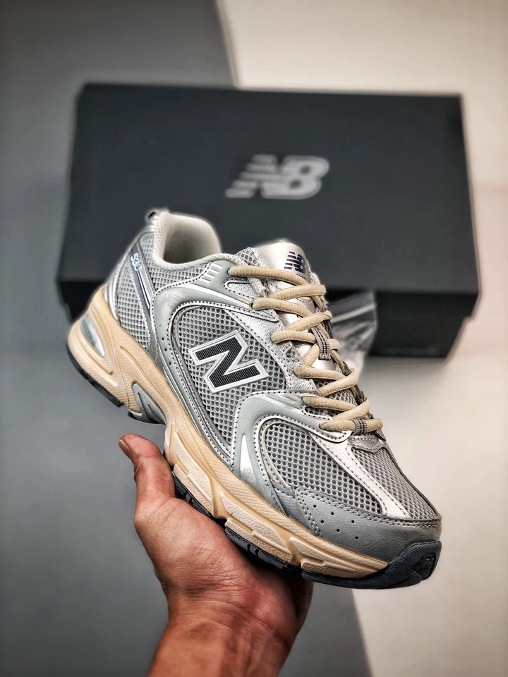 New Balance 530 Vintage Silver Metallic Moonbeam