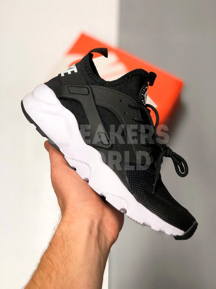 Nike Air Huarache Ultra черно-белые