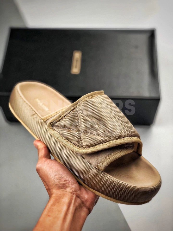 Сланцы Adidas Yeezy Season 6