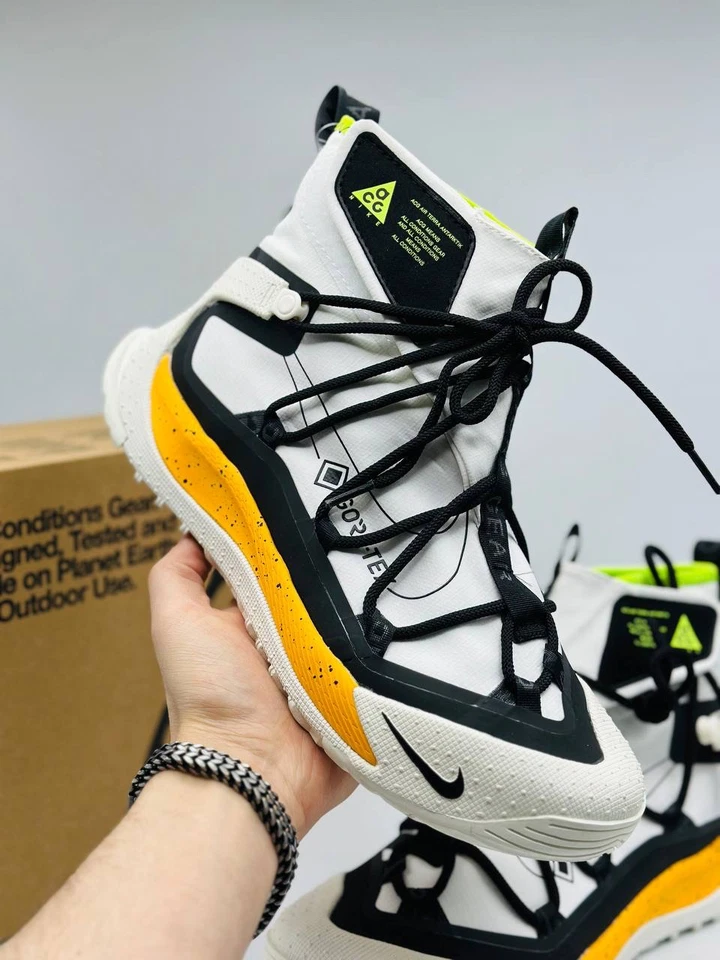 Nike AIR TERRA ANTARKTIK GORE TEX White