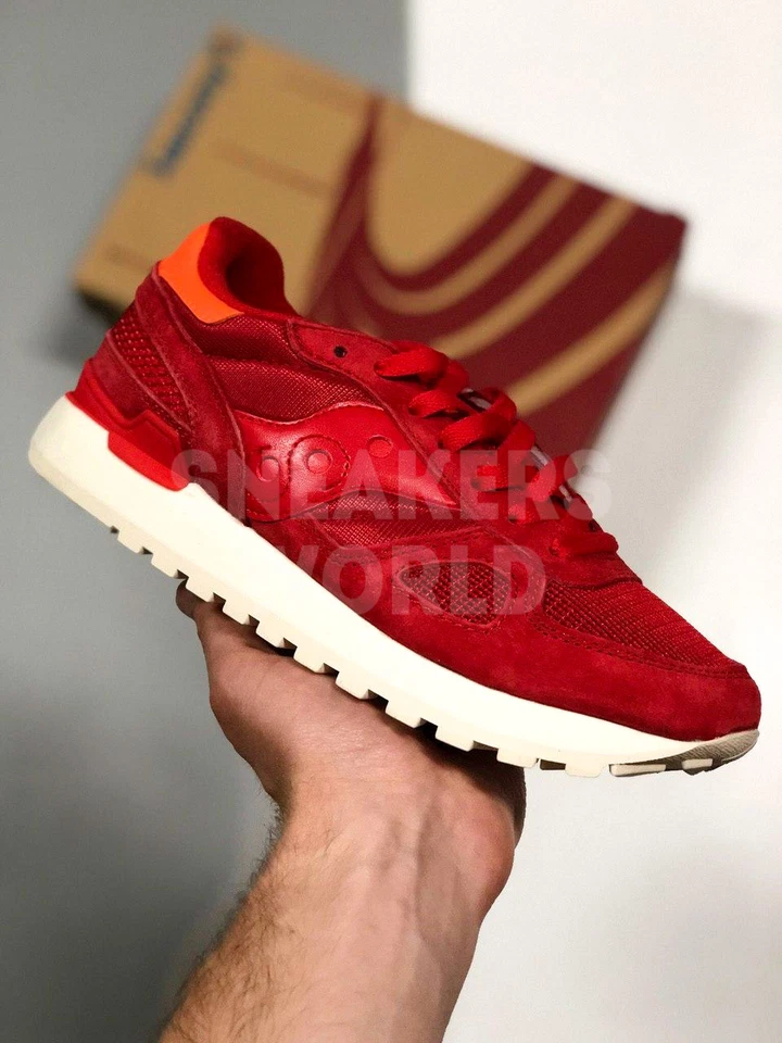 Saucony красные